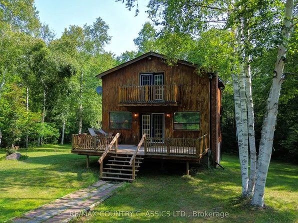 1551 Mumford Rd, Highlands East, ON K0L 1X0
