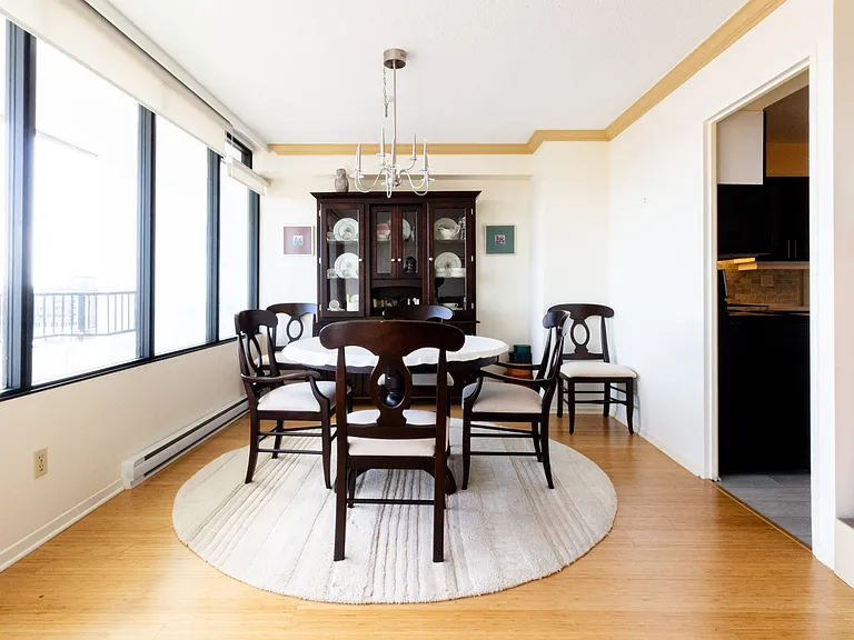 370 Dominion Ave #1104 — Photo 7