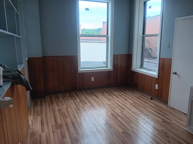 435 Main St #A — Photo 2