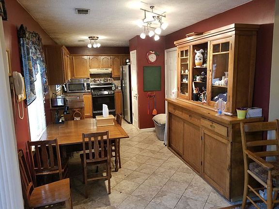3rd image of 101 Southcreek Dr