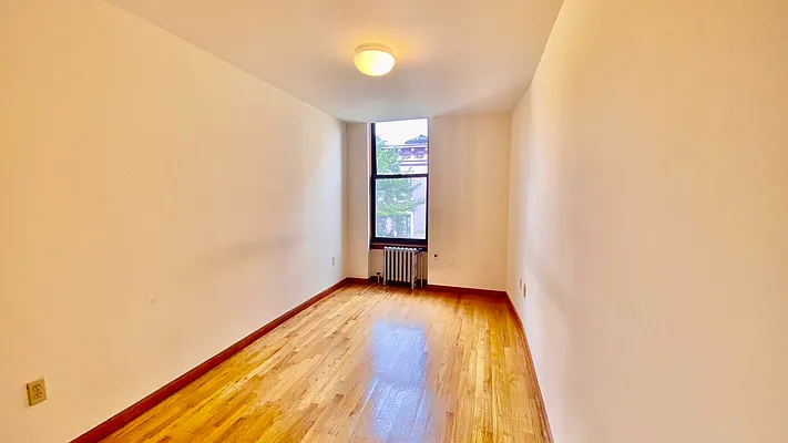 Rented by Oxford Property Group | media 3