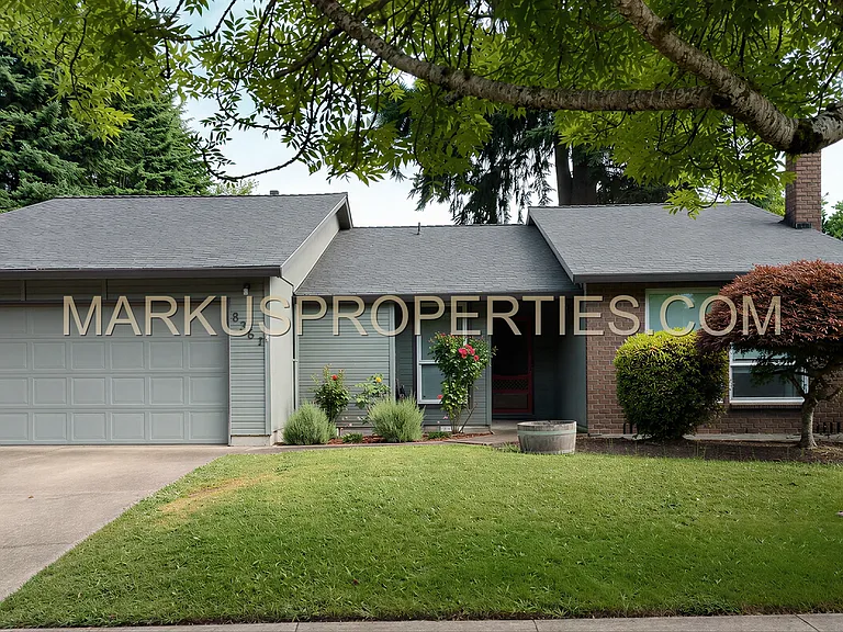8367 SW Tygh Loop — Photo 1