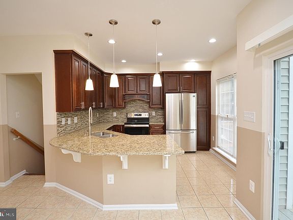 4th image of 4031 Kimberley Glen Ct