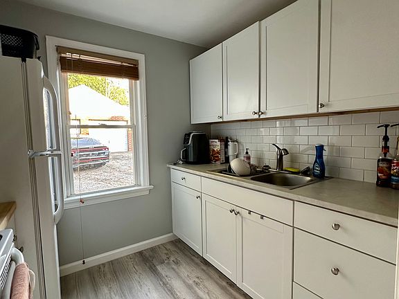 3rd image of 2053 11th St #1