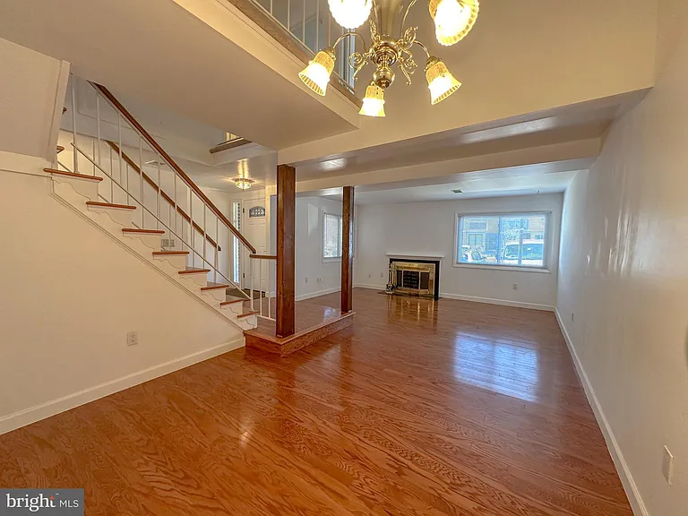 13327 Schwenger Pl — Photo 7