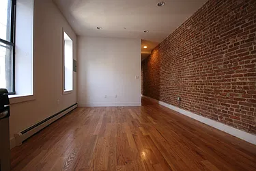 Rented by Makover Group Inc
