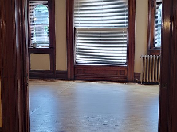 4th image of 1415 Vine St #2