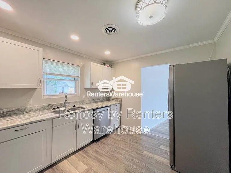 2912 Doris Ave — Photo 7