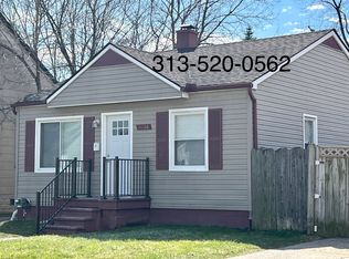 7066 Yacht Ave, Warren, MI 48091
