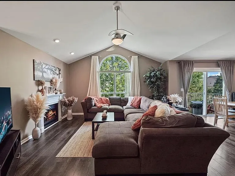 8201 Chesapeake Cir #8201 — Photo 7