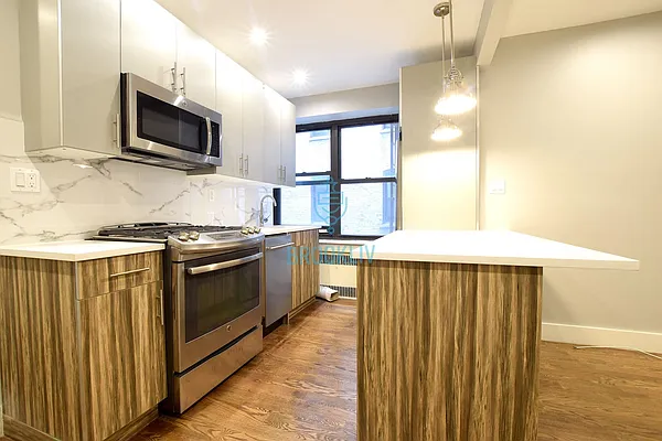 Rented by null | media 3