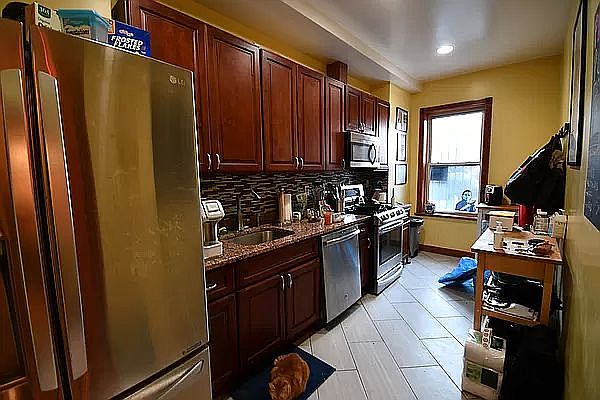 1st image of 782 Franklin Ave #2