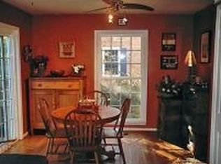 9313 Millbranch Pl, Fairfax, VA 22031