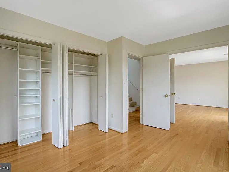 203 W Glendale Ave — Photo 62