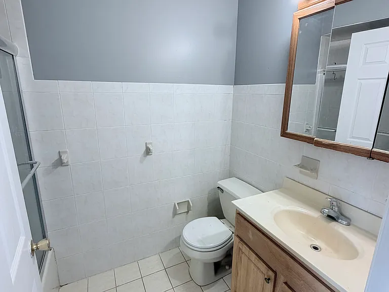 181 Camden St #2 — Photo 17