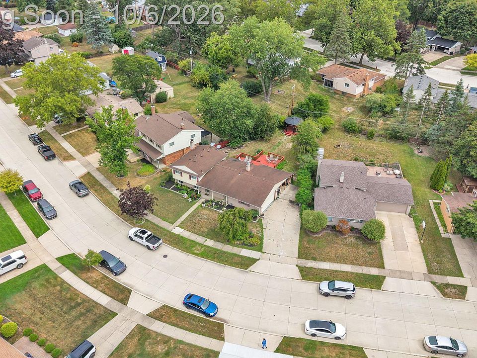 15546 Liverpool St, photo 27