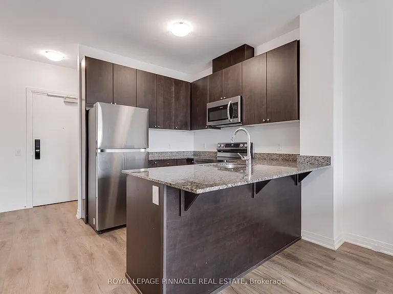 460 Gordon Krantz Ave #209 — Photo 20