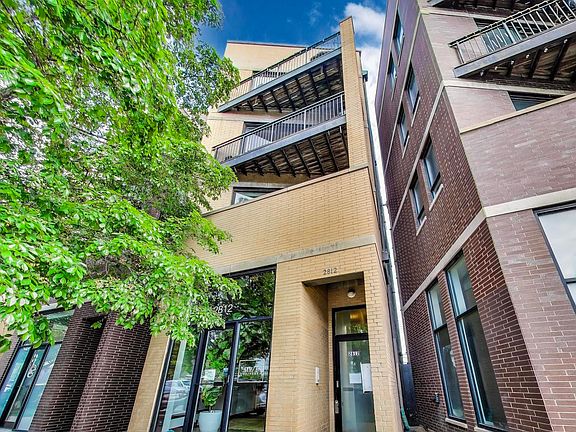 2nd image of 2812 W Chicago Ave APT 2