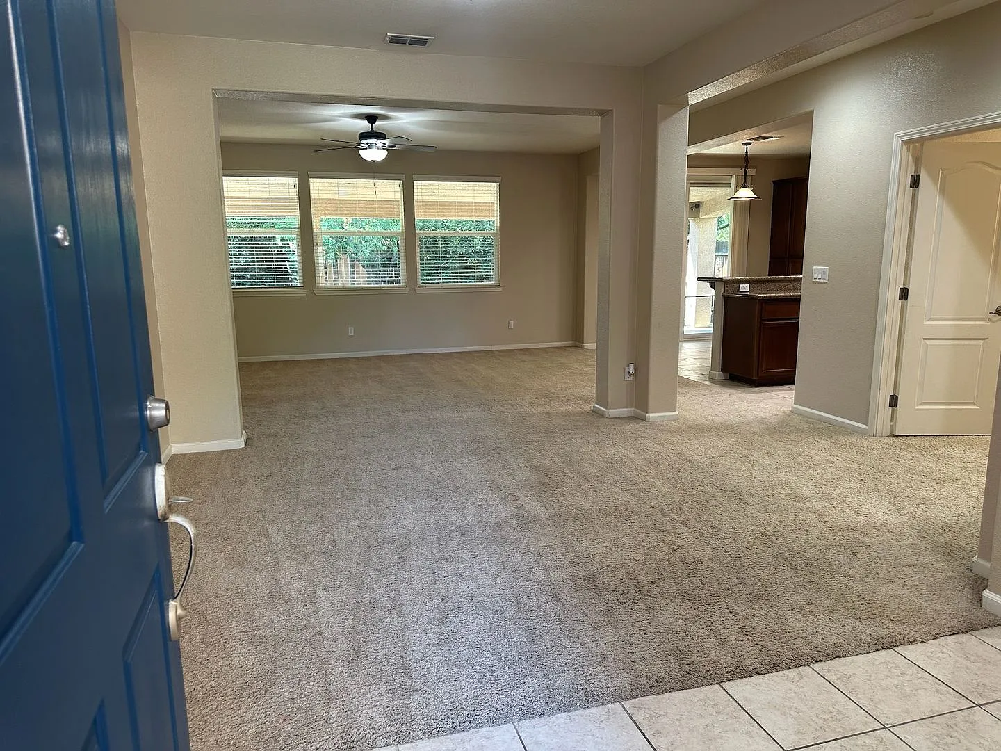 4142 W. Clinton Ave - 3 Bedroom 2 Bath + Office - Nw Visalia — Photo 3
