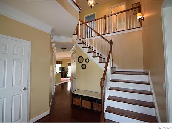 3rd image of 11229 Thorncroft Dr