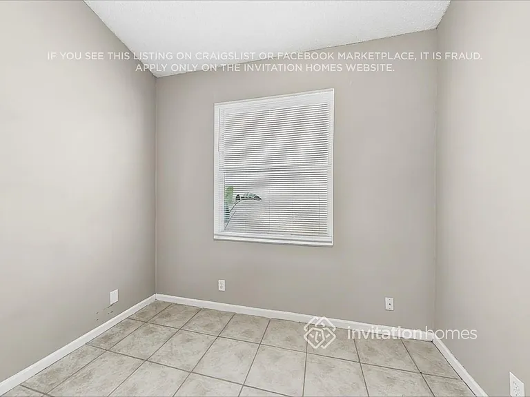 7704 Thornlee Dr — Photo 16
