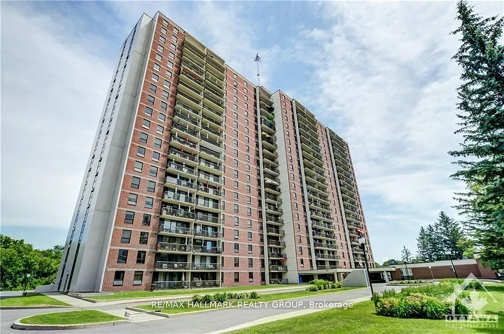 Building Photo - 665 Bathgate Dr #104