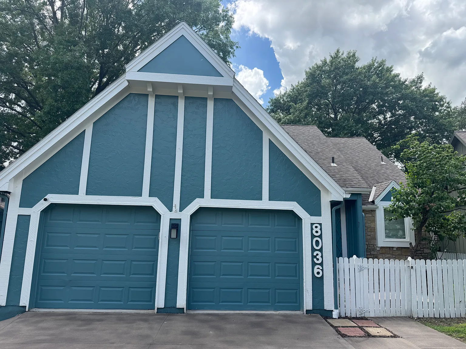 4 bed, 3.5 bath, 3017 sqft, $3,195 — Photo 1