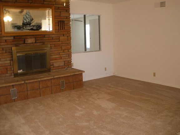 3rd image of 4821 Harmony Ln
