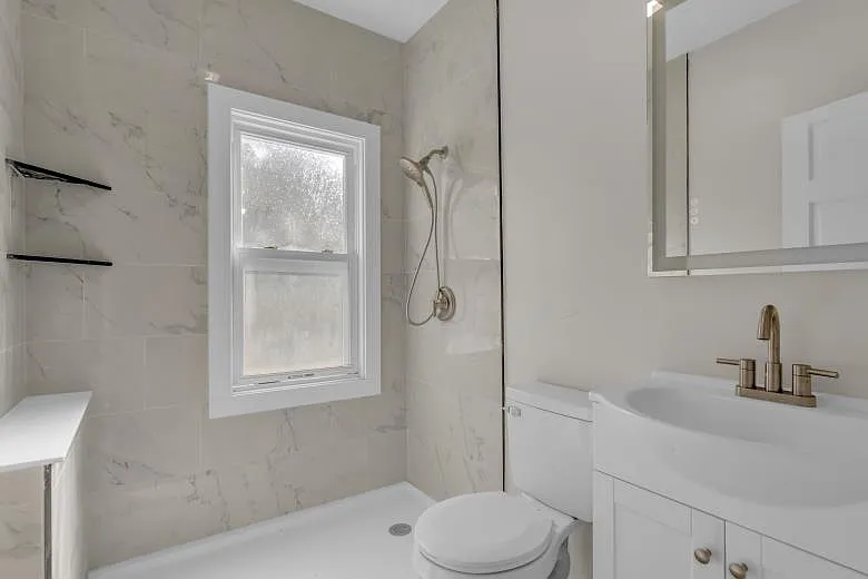 4 bed, 1500 sqft, $1,800 — Photo 3