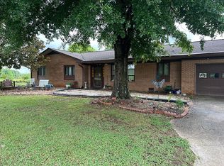 1290 Normandy St, Conover, NC 28613