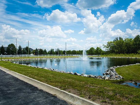 4th image of 4242 Tigertail Ln