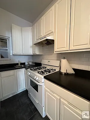 Rented by Highline Residential | media 13