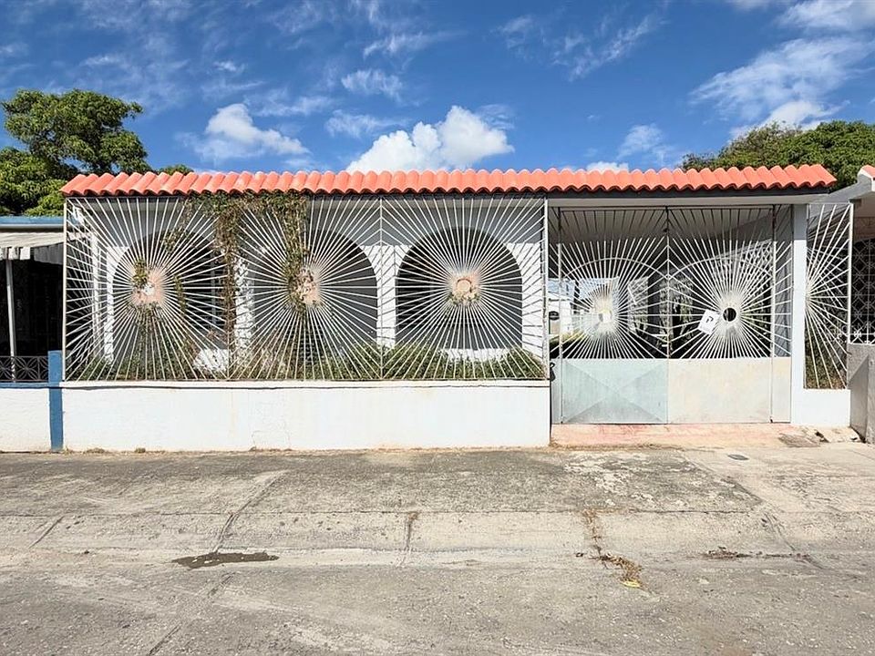 1st image of 2005 EDUARDO CUEVAS URB. VILLA GRILLASCA