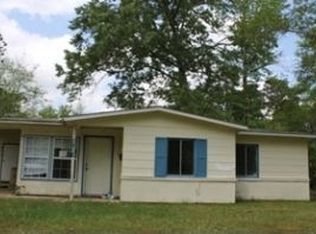 2010 Ruth St, Leesville, LA 71446