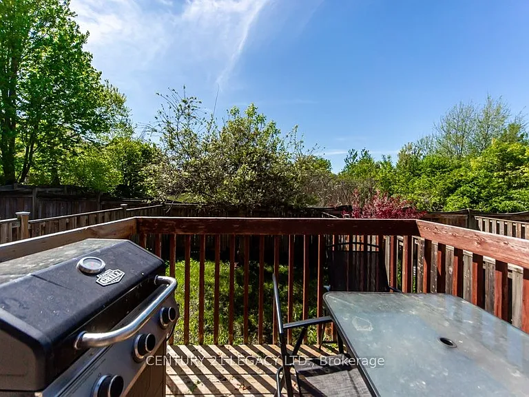 44 Tincomb Cres — Photo 35