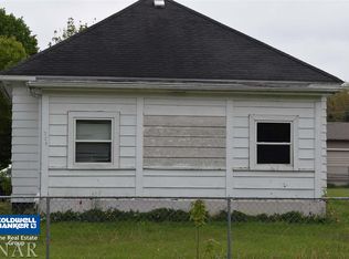 209 E 12th St, Streator, IL 61364