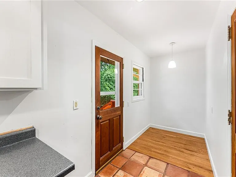 1469 Clairmont Rd — Photo 13