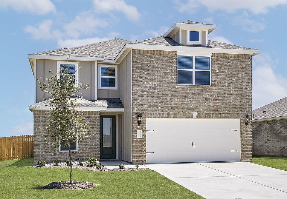 1st image of 240 Live Oak Ln