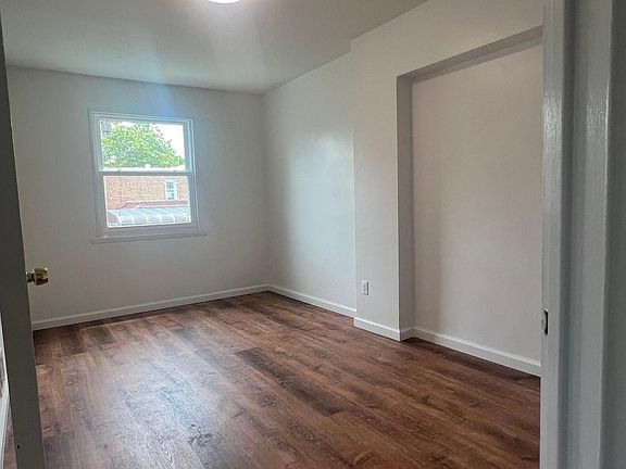 2nd image of 2542 Tenbroeck Ave #1