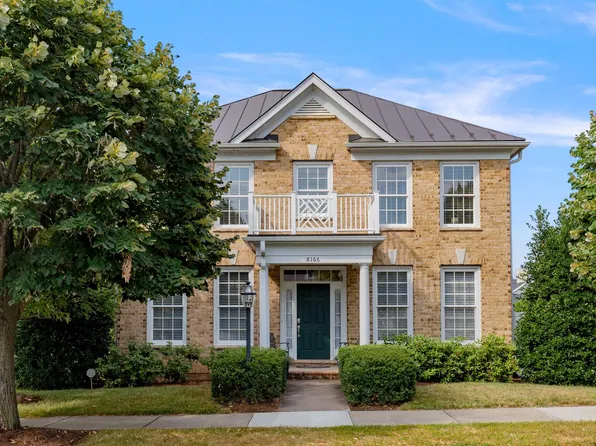 8166 W End Dr, Crozet, VA 22932