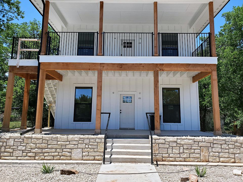This listing is for the upstairs 2bed/2 bath unit.