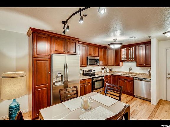 5th image of 1044 E 400 S APT 506A