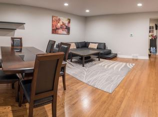 644 N Northwest Hwy APT B, Park Ridge, IL 60068