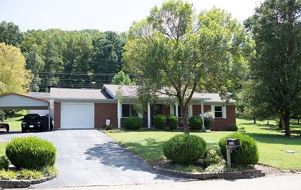 1st image of 4312 Woodvale Dr