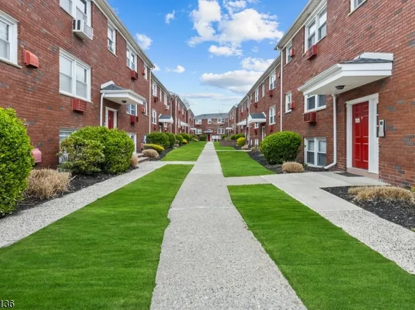 476 Joralemon St #H-4, Belleville Twp., NJ 07109