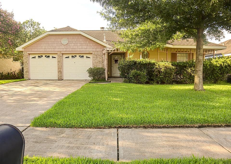 1st image of 6411 Fairbourne Dr