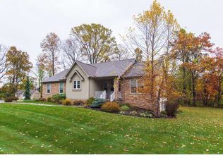 2004 S Galen Hall Rd, Reinholds, PA 17569