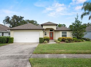 589 Juniper Way, Tavares, FL 32778