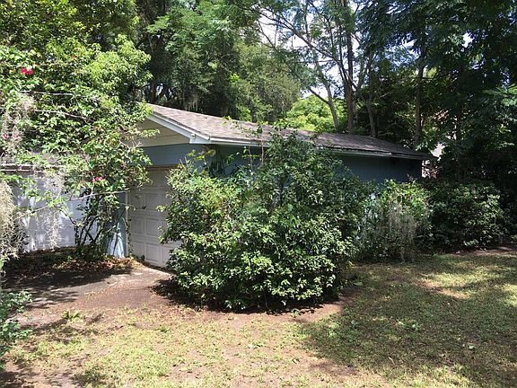 2nd image of 1021 Palmer St