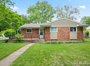 1605 Carlton Ave NE, Grand Rapids, MI 49505